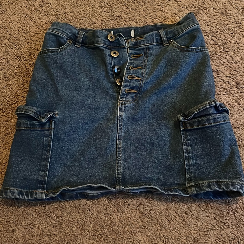 blue denim skirt